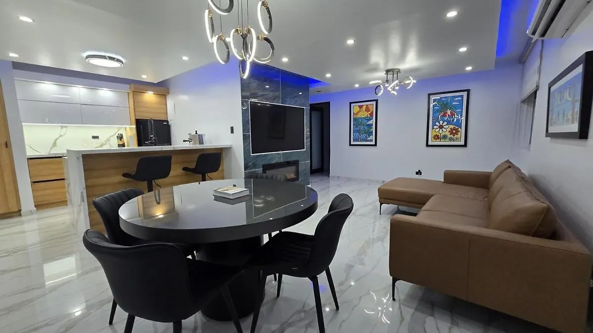 Beachfront Apartment In Luquillo At Sandy Hills بورتوريكو